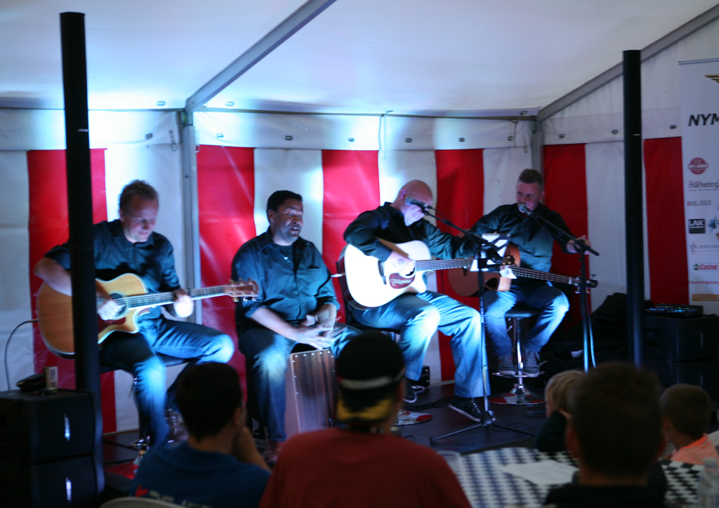 Nymark Racings Hus-band - Acoustica.
(Foto: Motorsporten.dk)